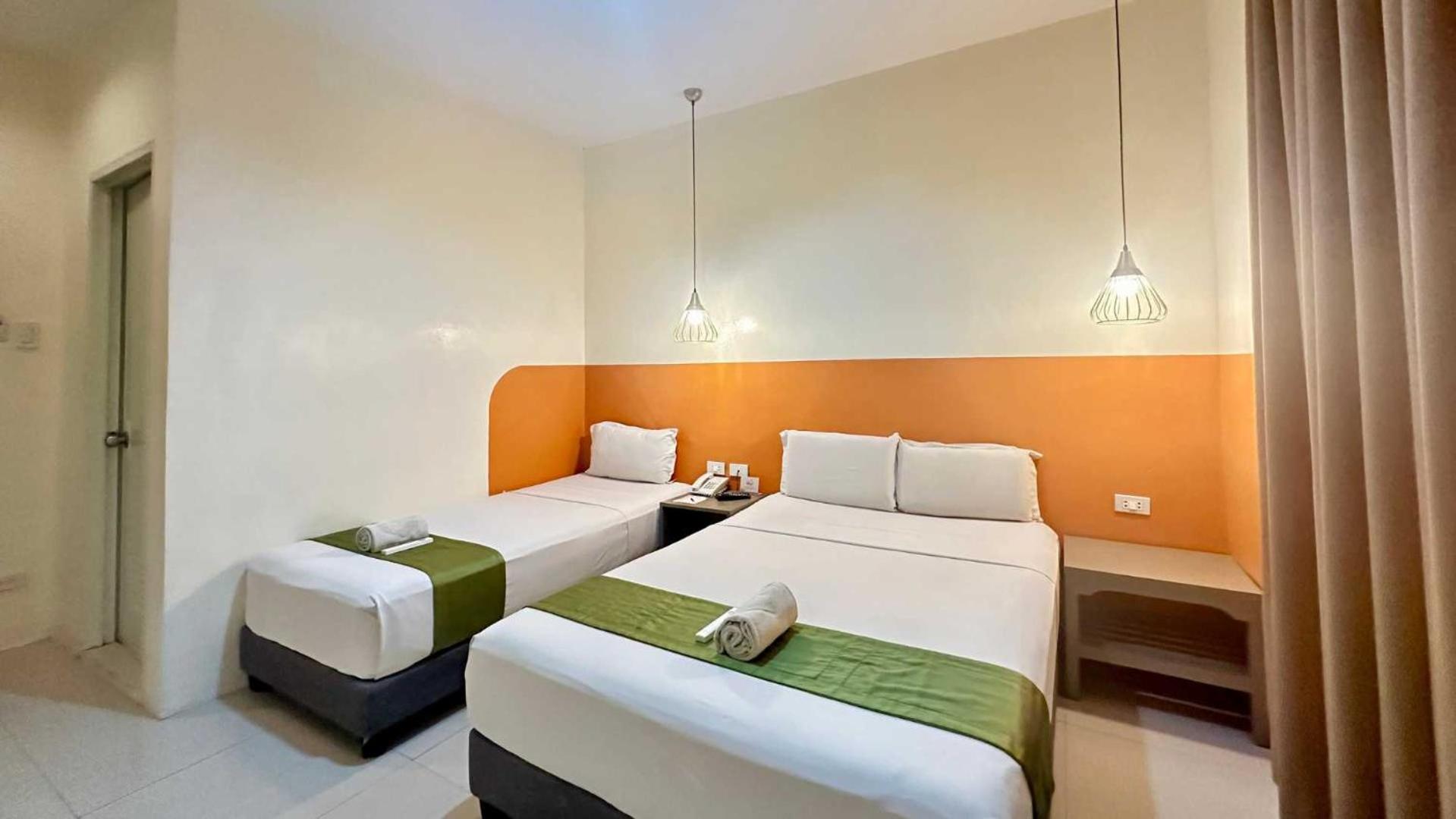 Travelbee Capitol Inn Cebu Exterior photo